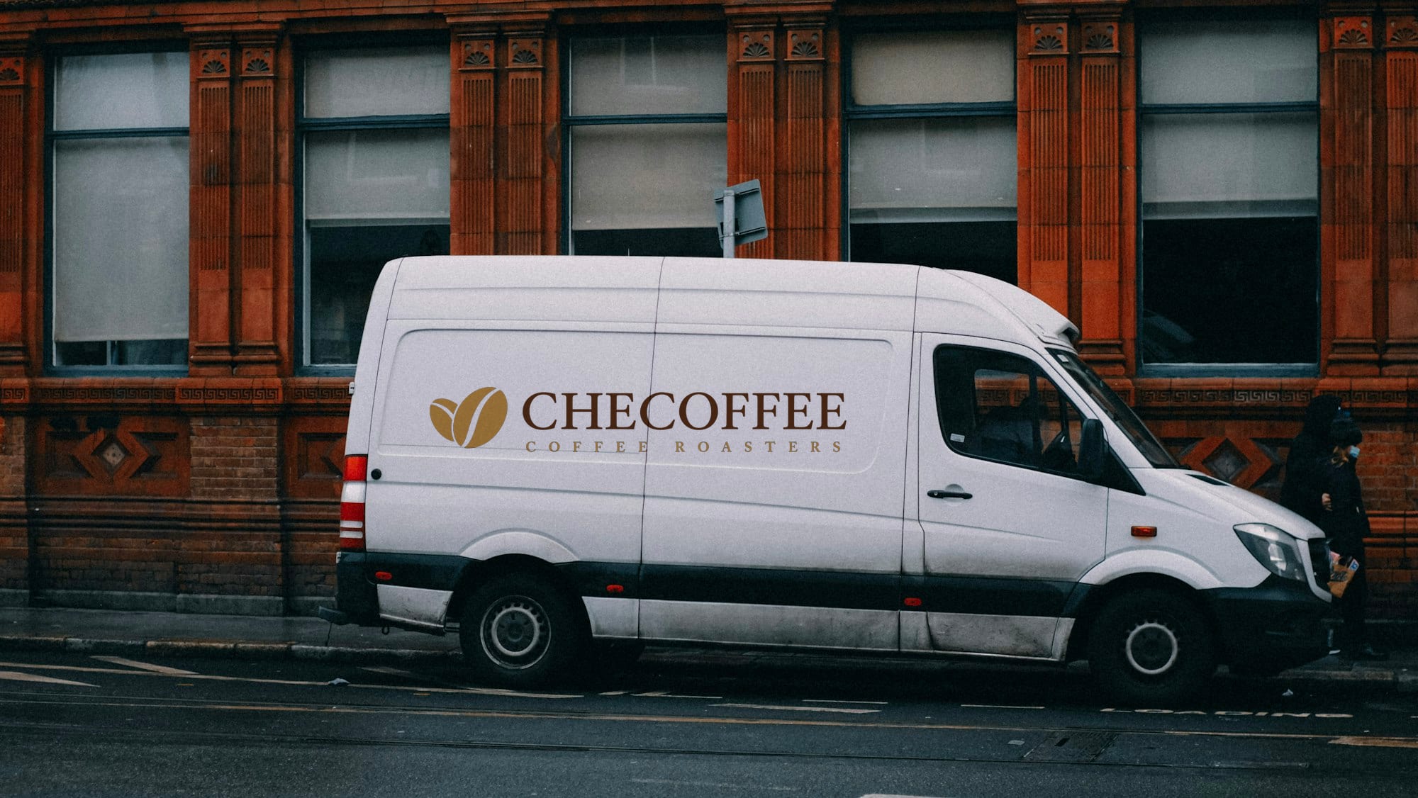 Camionnette de livraison aux couleurs de Checoffee